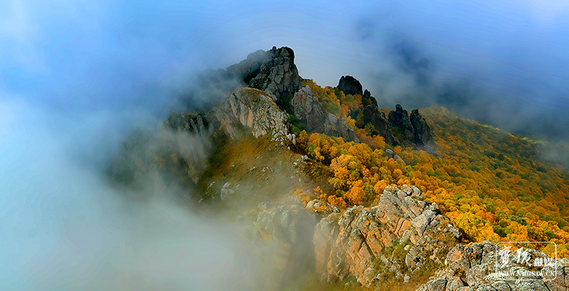 蛮汗山秋色--敖小六