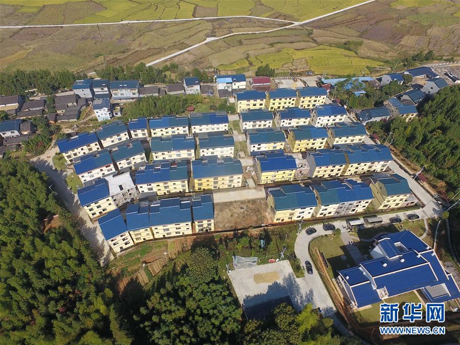 (在习近平新时代中国特色社会主义思想指引下·庆祝改革开放40周年·绿色发展)(新华全媒头条·图文互动)(3)绿色发展:书写在中国大地上的美丽画卷